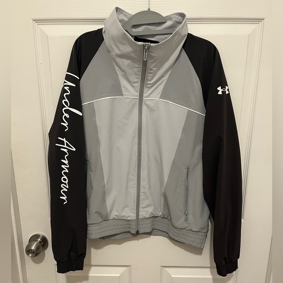NWT Under Armour Women's Woven CB Storm Full ZIp Jacket Size M - Picture 1 of 9